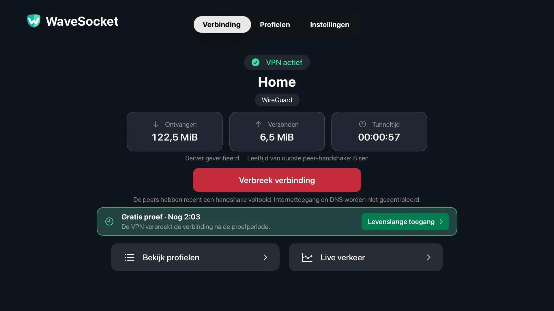 WaveSocket Verbindingsscherm: Thuisprofiel, VPN-status, peer-verificatie, overdrachtstotalen en Verbinding verbreken.
